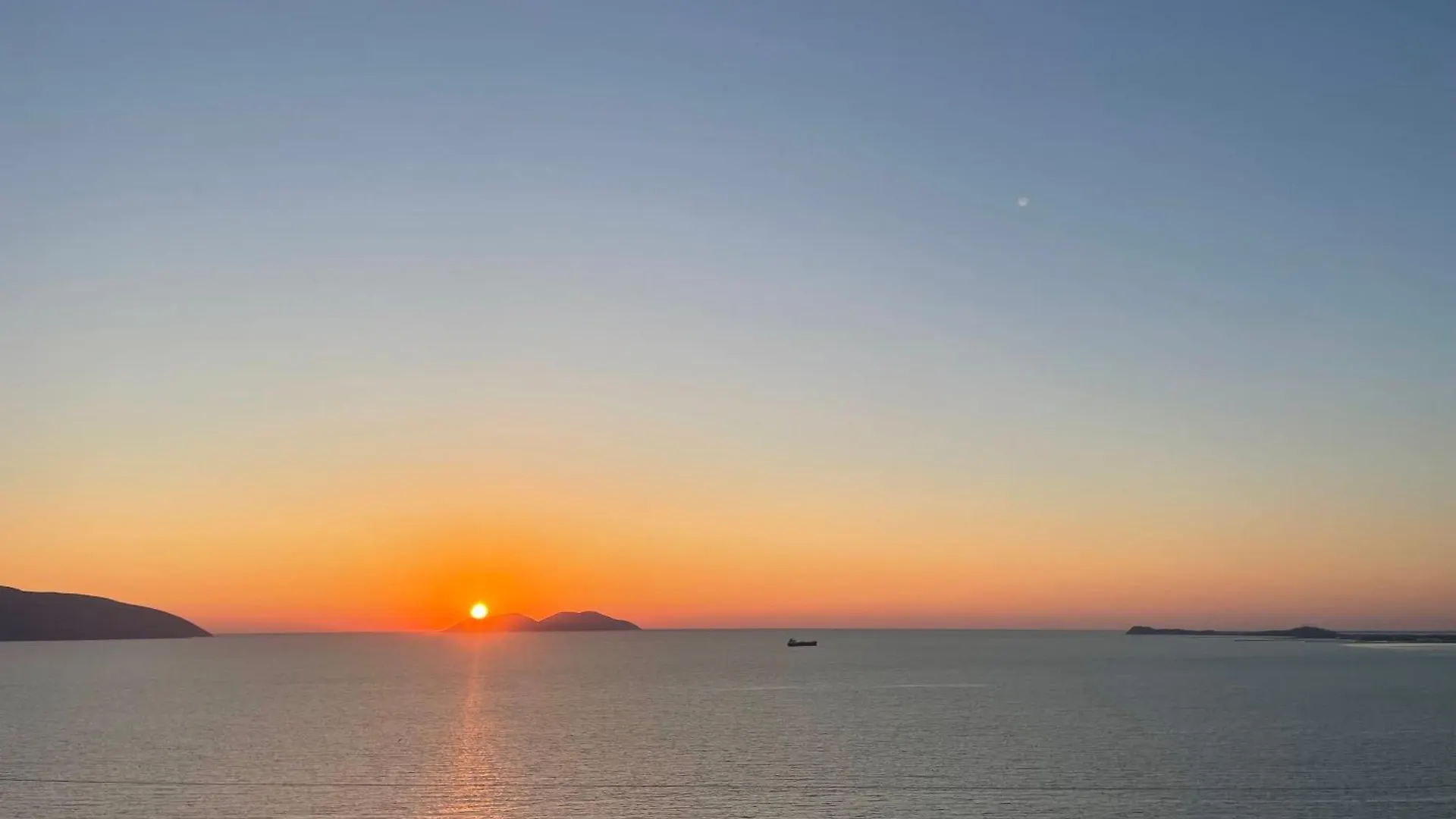Sunset Vista Guesthouse Vlore Apartment